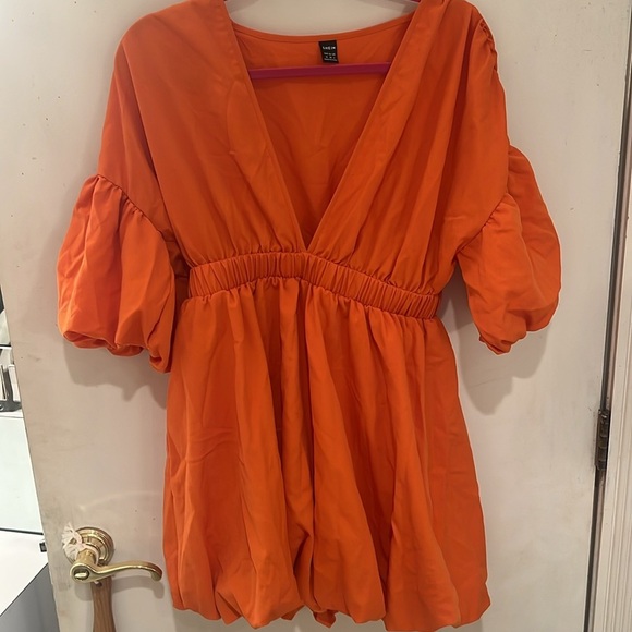Orange SHEIN dress. There are tiny little spots on the front , barely visible - Picture 5 of 7